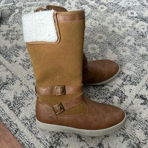 Superfit Brown and Tan Winter Boots